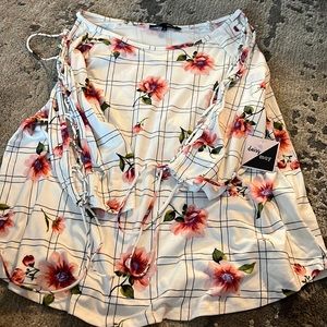 Womens shirt size large new with tags